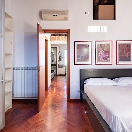 Ticinese Livings Comfy Suite - Full City Center Мілан Екстер'єр фото