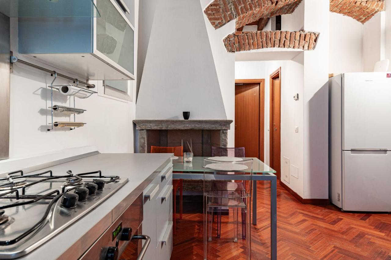 Ticinese Livings Comfy Suite - Full City Center Мілан Екстер'єр фото